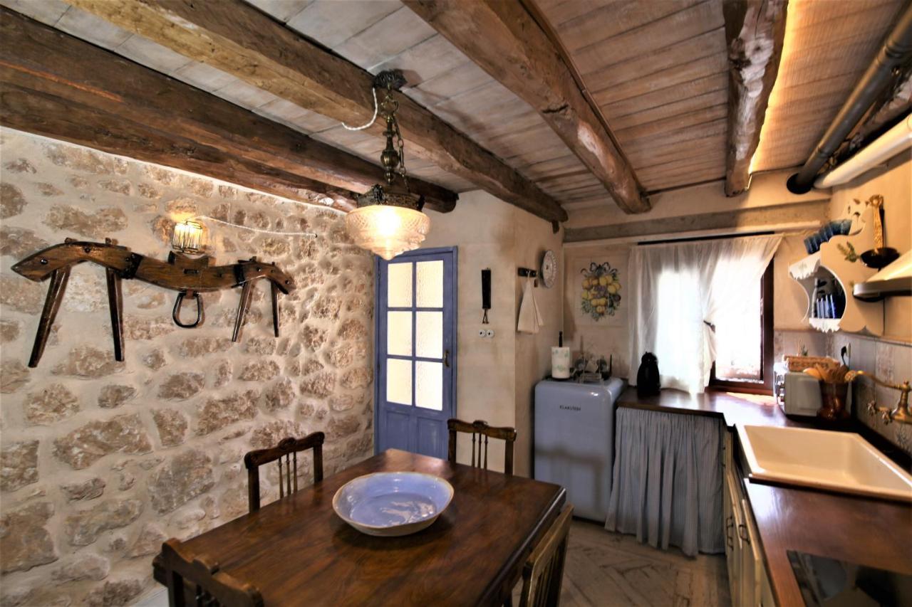 Wabisabi Townhouse Villa Montejo de la Vega de la Serrezuela Exterior photo